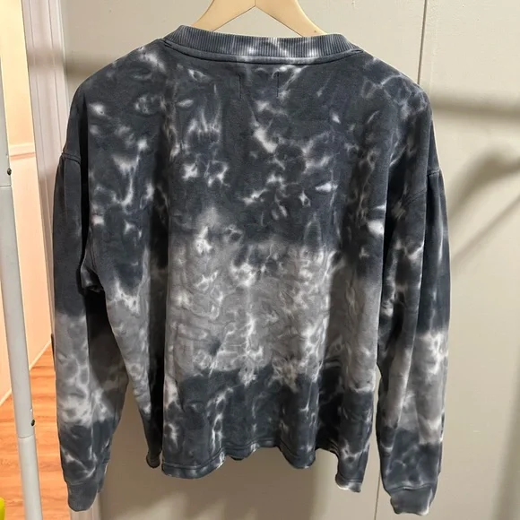 American Eagle Women’s Blue Tie Dye Cropped Crewneck Sweatshirt size small - Picture 5 of 5